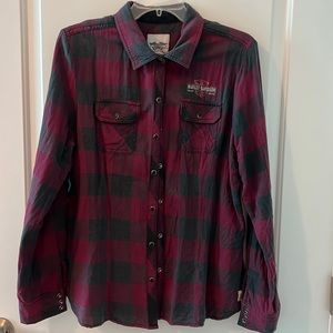 Women’s XL (more like a L) Harley Davidson shirt
